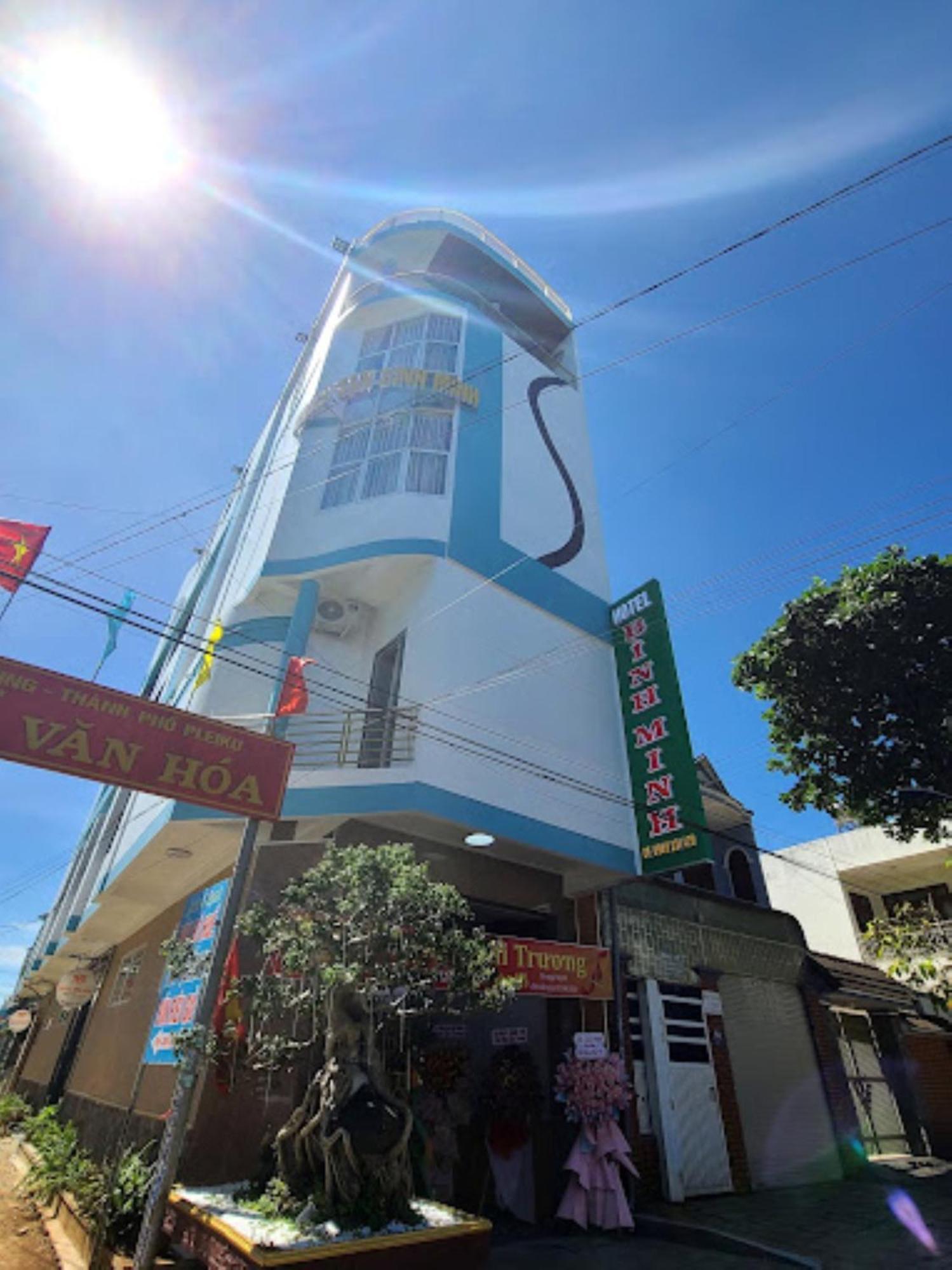 Binh Minh Hotel Pleiku Buitenkant foto